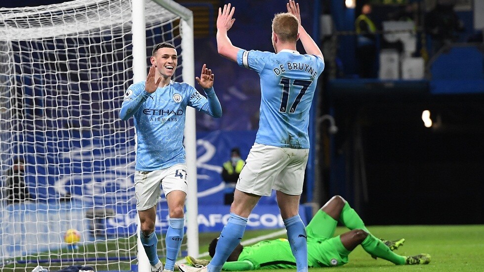 مانشستر سيتي يقسو على تشيلسي بثلاثية في عقر داره (فيديو)