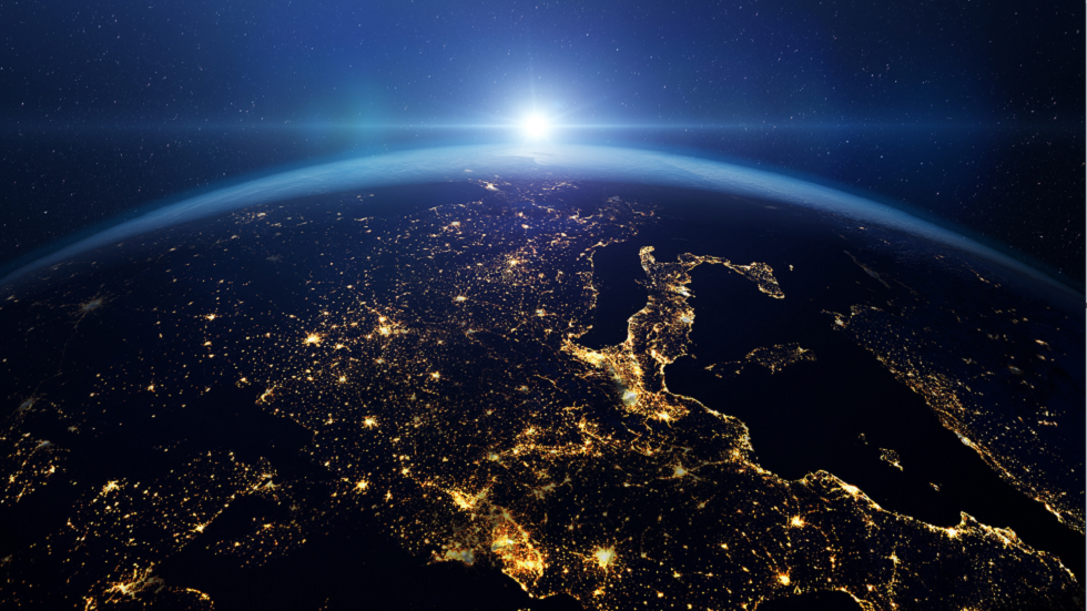 ناسا تصدر سلسلة من الصور تكشف التأثير المدمر لظاهرة عالمية على كوكبنا!