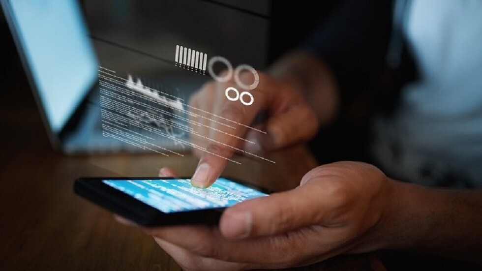 فرنسا القبض على مواطن هدد صديقته السابقة بالقتل بـ 3.6 ألف رسالة نصية