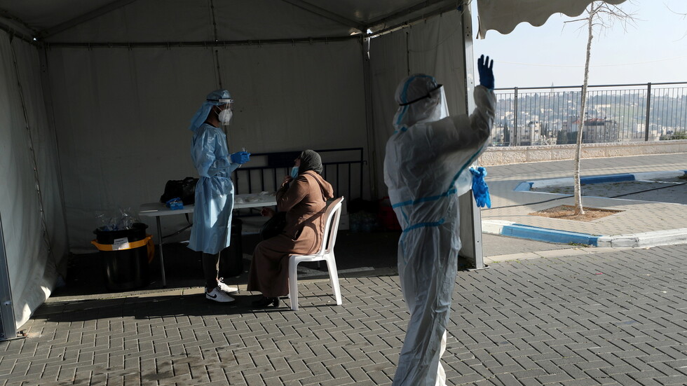 إسرائيل تسجل أكثر من 7 آلاف إصابة جديدة بكورونا