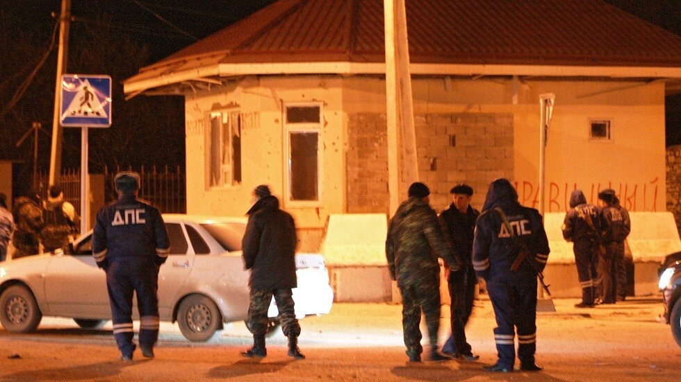 أنباء عن مصرع مقاتل خلال شجار جماعي في  