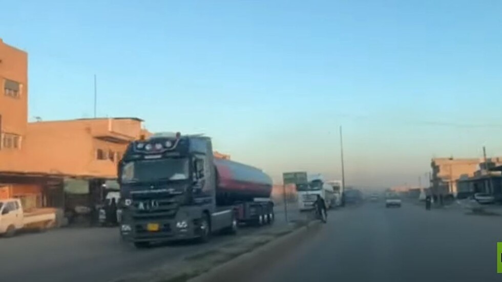 بالفيديو.. أضخم قافلة للتحالف الدولي تدخل شمال شرق سوريا في العام الجديد