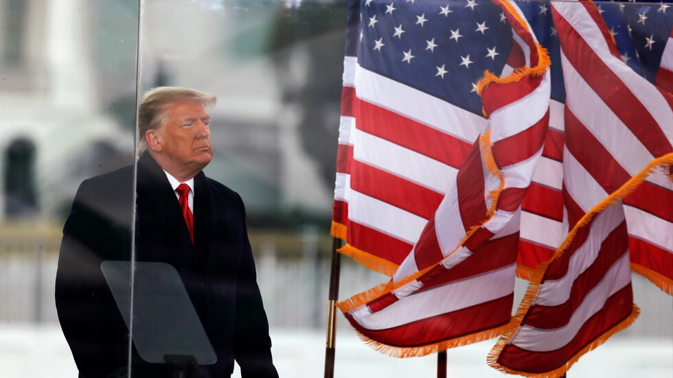 تطبيق "snapchat" يعلق حساب ترامب إلى أجل غير مسمى