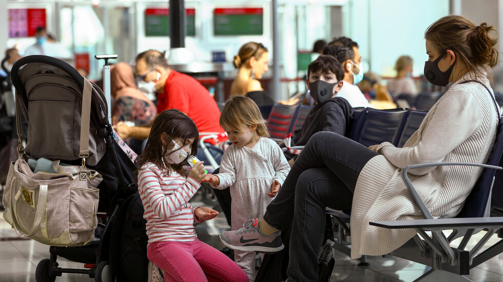 الإمارات.. 2998 إصابة جديدة بكورونا و5 وفيات