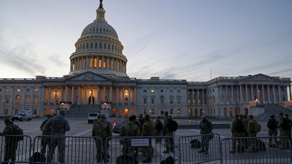 القضاء الأمريكي يكشف وجود "ترسانة" أسلحة بمحاذاة الكونغرس ونوايا لاستخدامها خلال اقتحامه