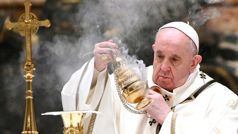 وفاة الطبيب الشخصي للبابا فرنسيس جراء مضاعفات كورونا