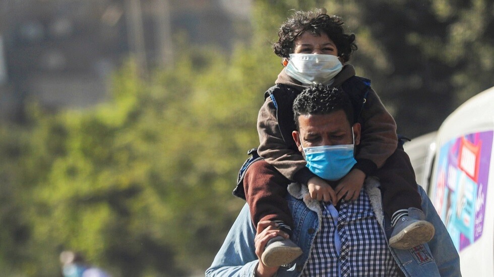 مصر تسجل 961 إصابة و52 وفاة جديدة بكورونا