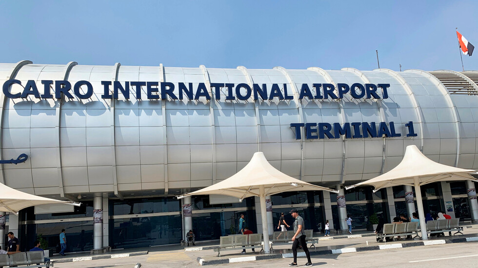 وزارة الطيران المدني المصري تعلن إعادة فتح الأجواء المصرية أمام الطيران القطري بدءا من اليوم