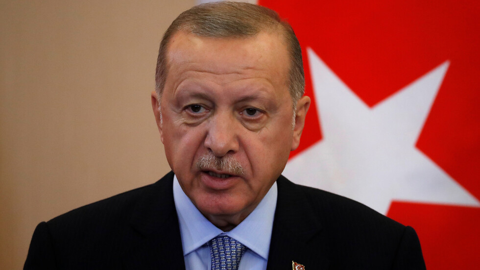 أردوغان يتهم الناتو بترك بلاده تواجه الإرهاب وحدها