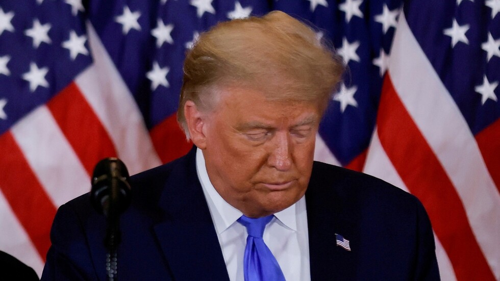 "تيليغرام" يحذر من حساب مزور لترامب في التطبيق