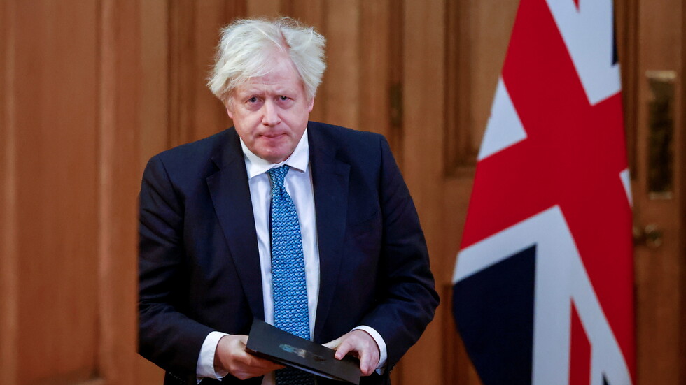  جونسون يدافع عن علاقته بدونالد ترامب