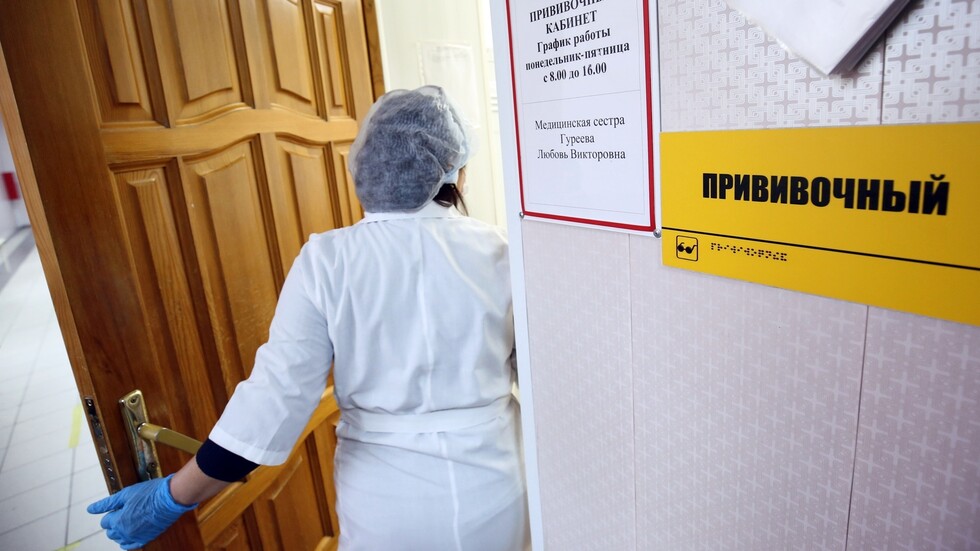 موسكو تضاعف جهود التطعيم ضد فيروس كورونا