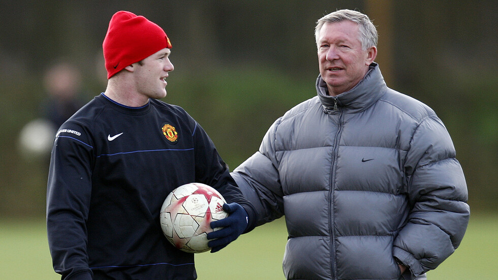 فيرغسون يبدي رأيه بقرار روني في أن يصبح مدربا