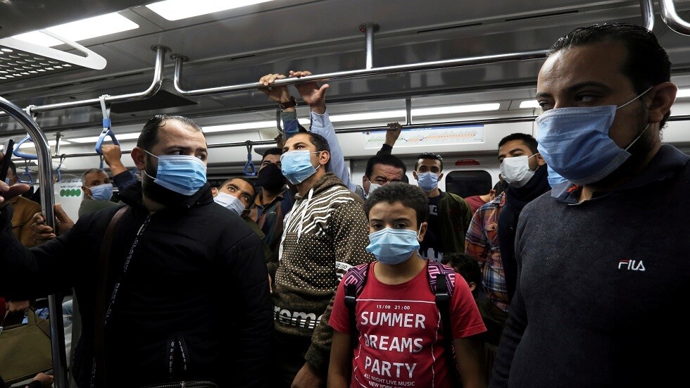 مصر.. 887 إصابة و54 وفاة جديدة بكورونا