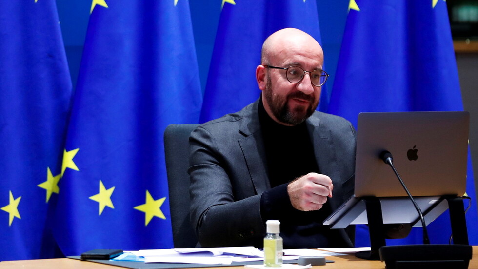 رئيس المجلس الأوروبي لا يستبعد اعتماد شهادات الخلو من كورونا شرطا للسفر