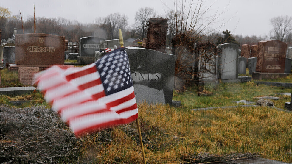 وفيات كورونا في الولايات المتحدة تقترب من 400 ألف