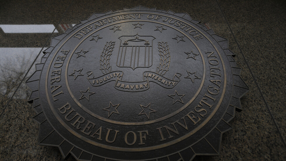 FBI : متطرفو اليمين قد يتنكرون بزي الحرس الوطني