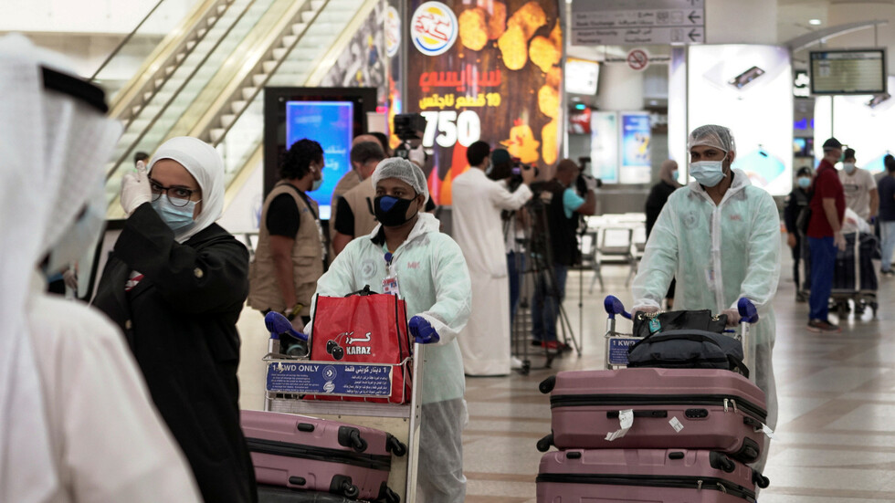 الكويت تعلن عن اكتشاف أول حالة إصابة بـ"السلالة البريطانية" لفيروس كورونا