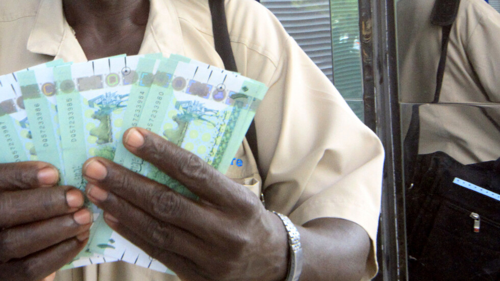 السودان يكشف عن حجم ديونه لصالح السعودية والصين