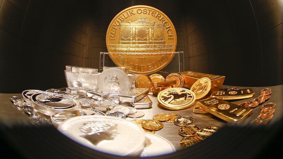 الذهب يبلغ‭‬ أعلى مستوى في أسبوعين