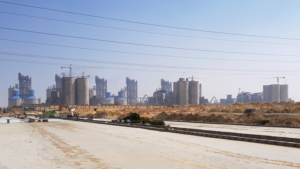 مصرع 7 أشخاص بينهم 6 سوريين من أسرة واحدة بحادث سير مروع في مصر