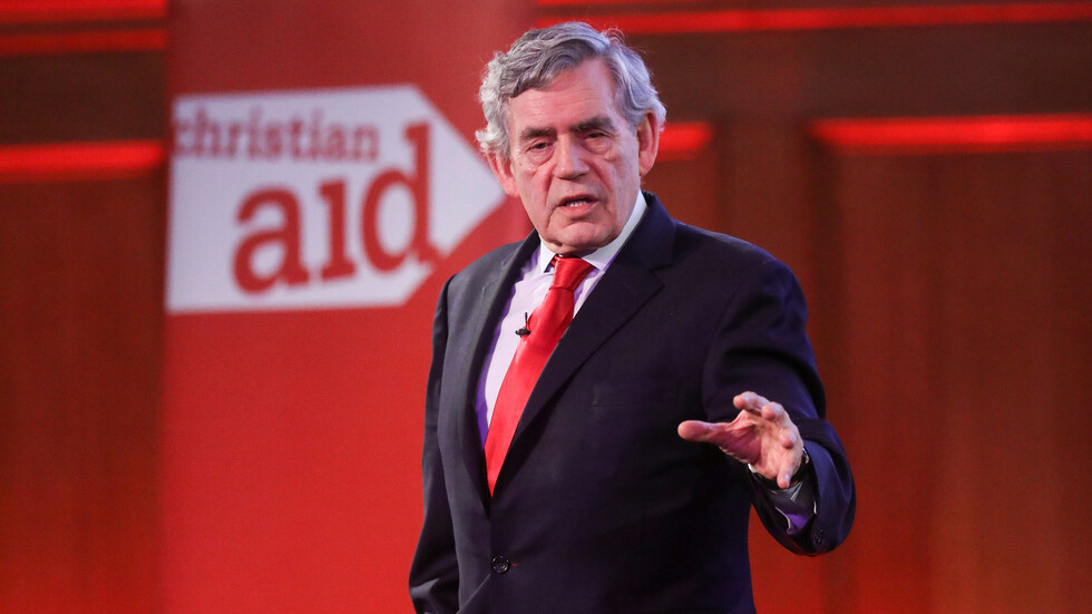 غوردن براون: على بريطانيا الاختيار بين إصلاحات جوهرية أو التحول إلى 