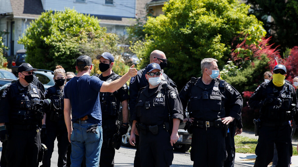 تقارير: الشرطة الأمريكية قتلت أكثر من 100 أعزل من أًصول إفريقية منذ 2015