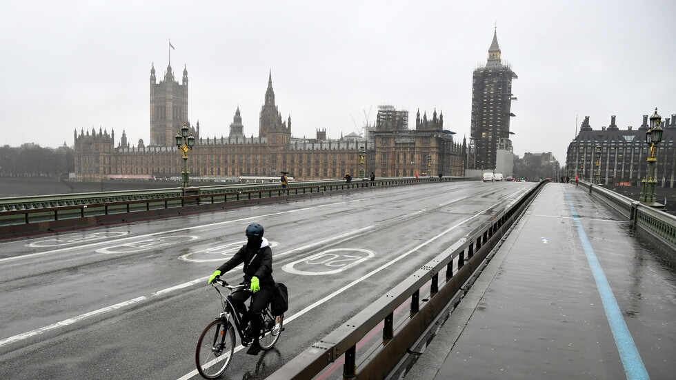 البطالة في بريطانيا بلغت 5% وتوقعات بارتفاعها