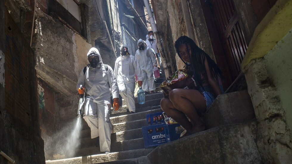 منظمة الصحة العالمية تسجل تراجعا في وتيرة تفشي كورونا