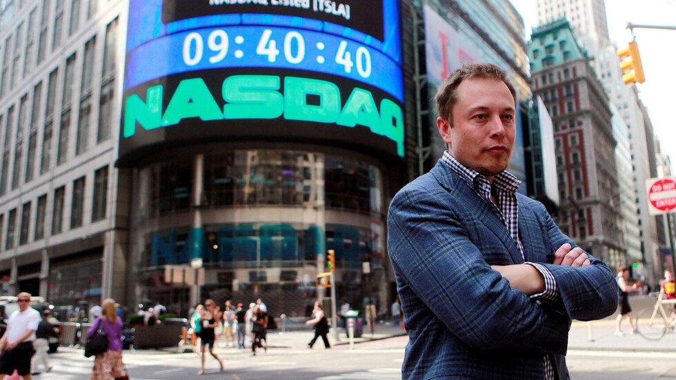 إيلون ماسك يتهم إدارة الطيران الفيدرالية الأمريكية بتقويض خطط استعمار المريخ