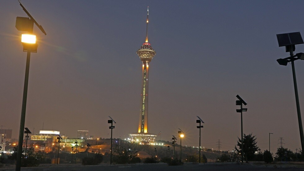 إيران.. دوي صفارات الإنذار في طهران كان بسبب خلل فني