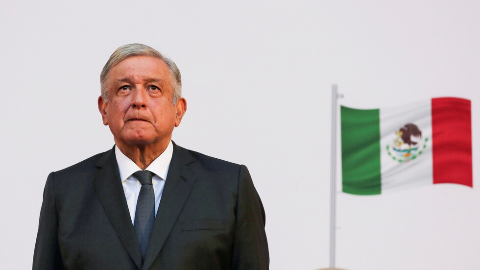 الرئيس المكسيكي يعلن اجتيازه المرحلة الحرجة من الإصابة بكورونا