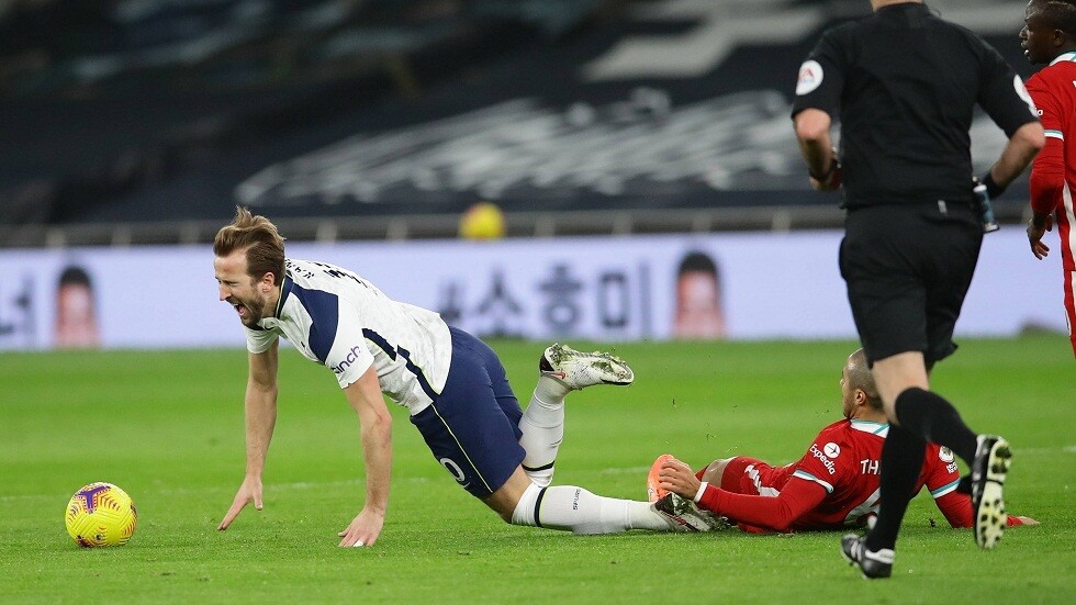 إصابة كين تهدده بالغياب عن الملاعب 6 أسابيع