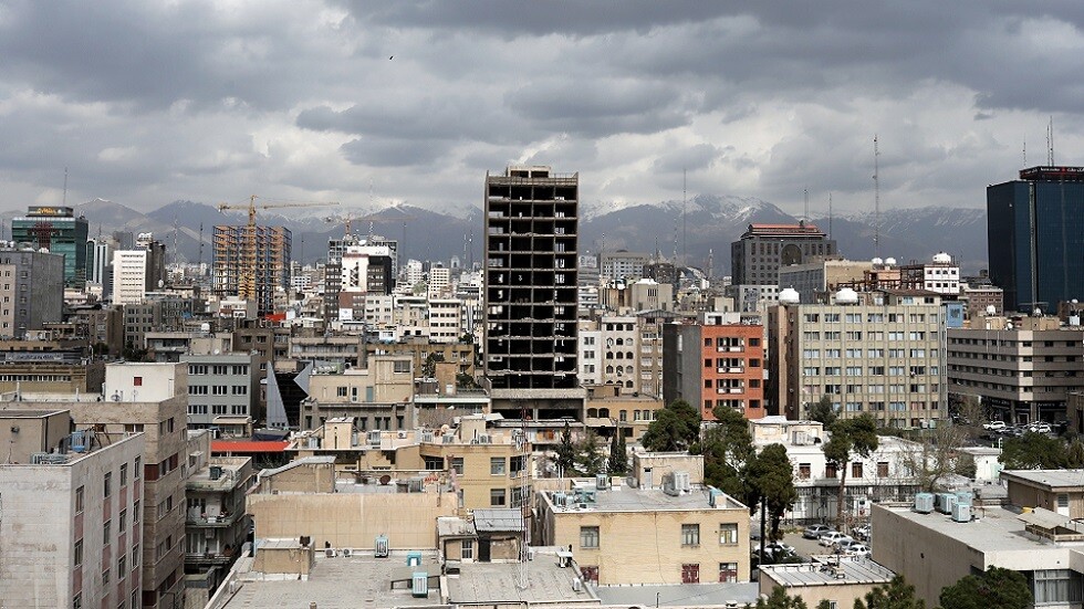 إيران تفرض حجرا صحيا على القادمين من أوروبا