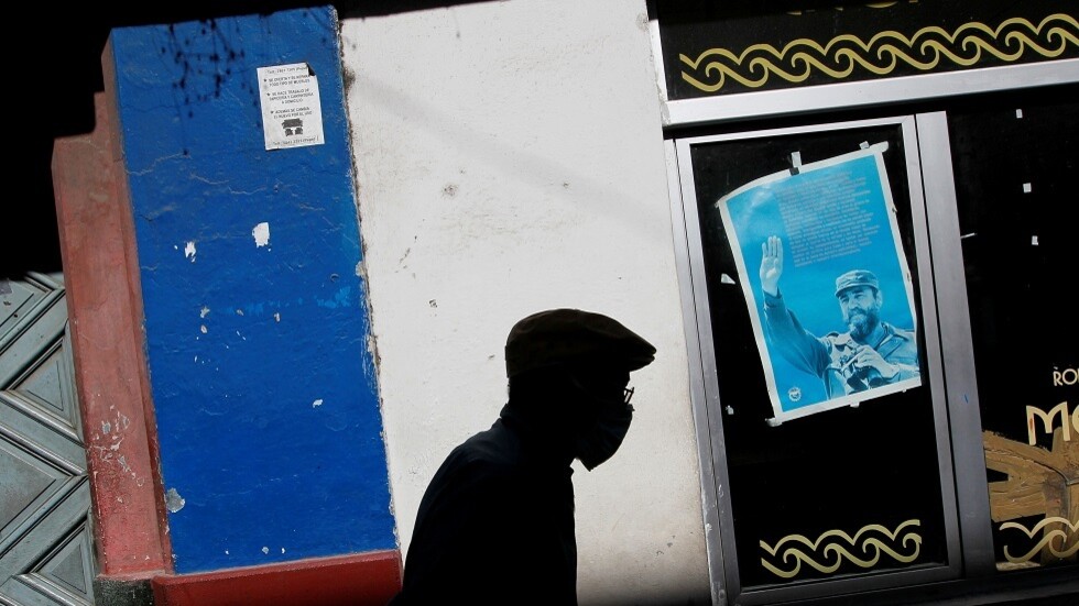 كوبا تحجر على القادمين مع احتدام إصابات كورونا