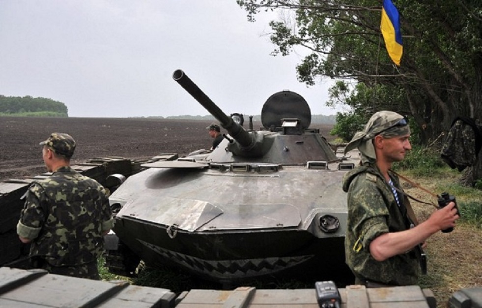 إصابة عسكريين أوكرانيين بانفجار جنوب شرقي البلاد