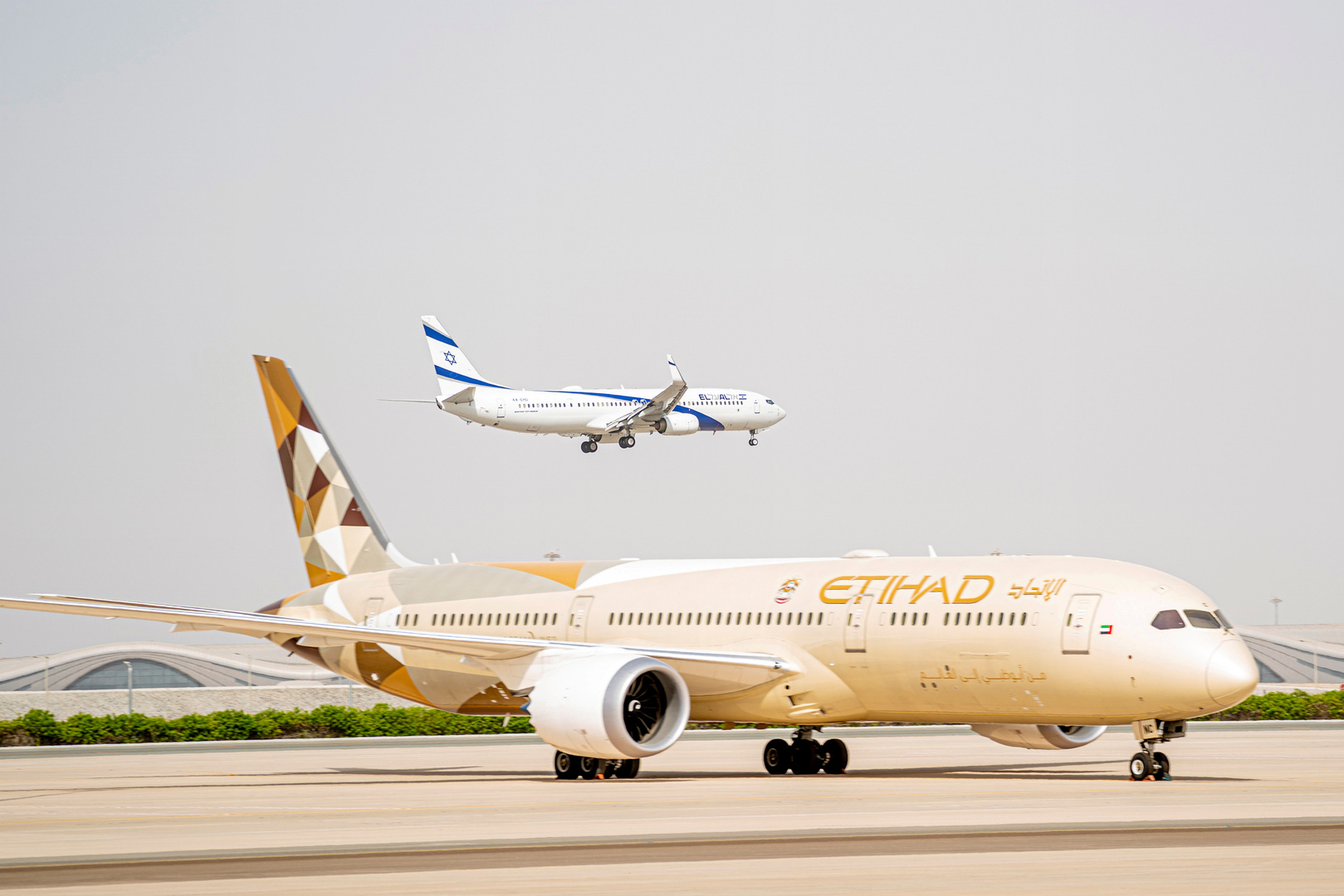 اتفاقية تعاون بين الاتحاد لتدريب الطيران الإماراتية وشركة طيران إسرائيلية