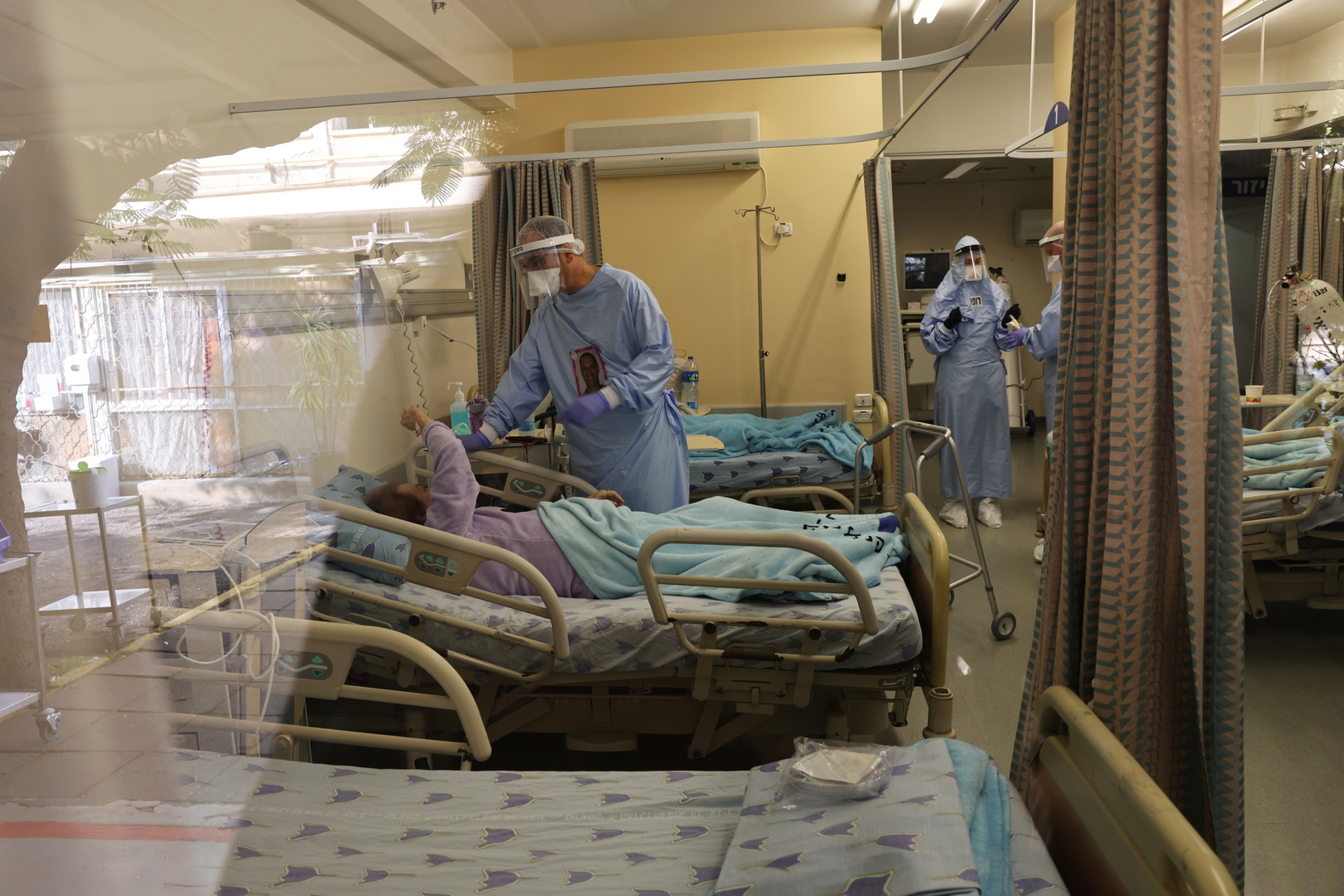 إسرائيل: المصابون بكورونا المتحور في بريطانيا يشكلون حوالي 20 بالمئة من إجمالي الإصابات