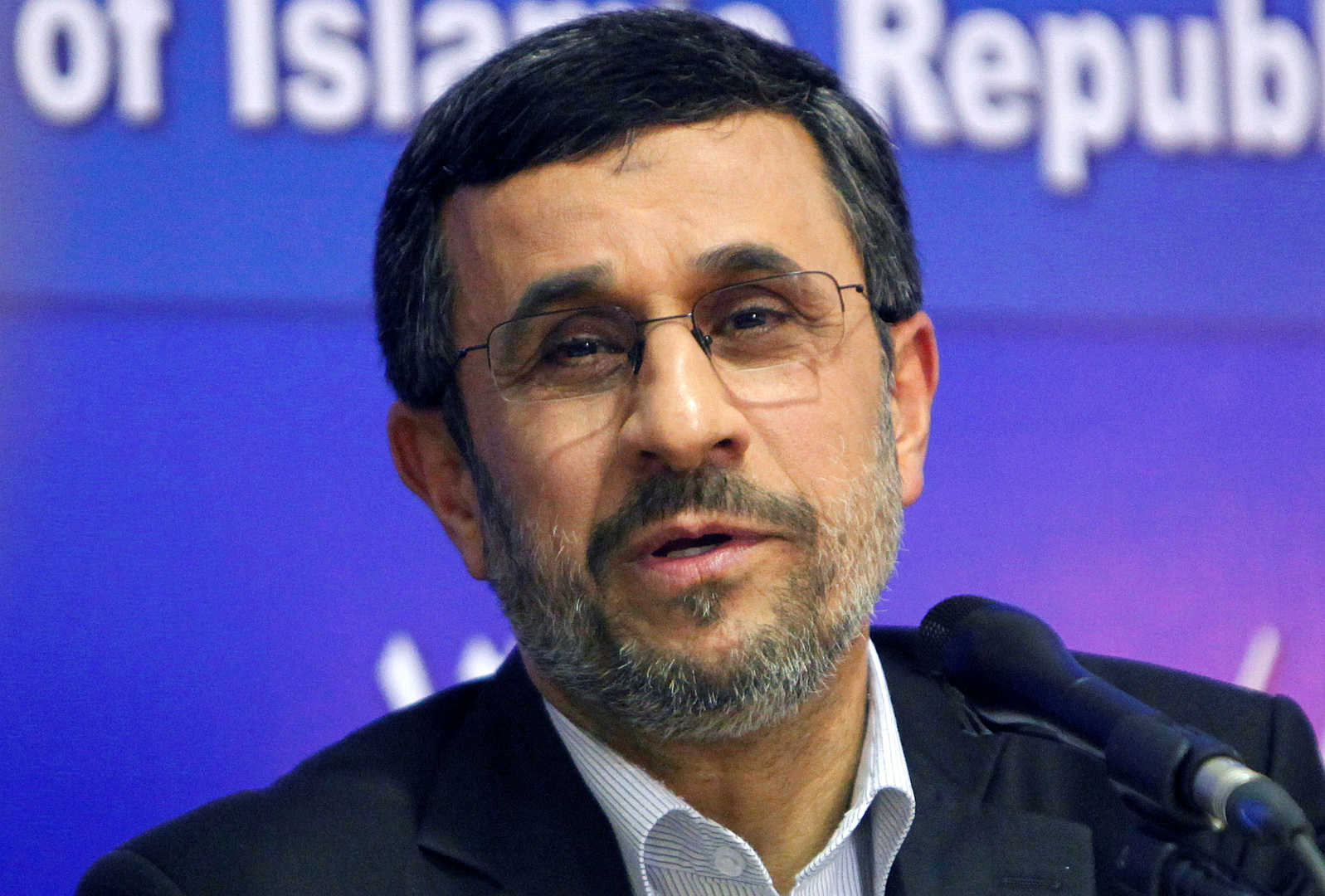 أحمدي نجاد: تعاون إيران والسعودية سيشكل فرصة ذهبية لإحلال السلم وتطور بلدان المنطقة