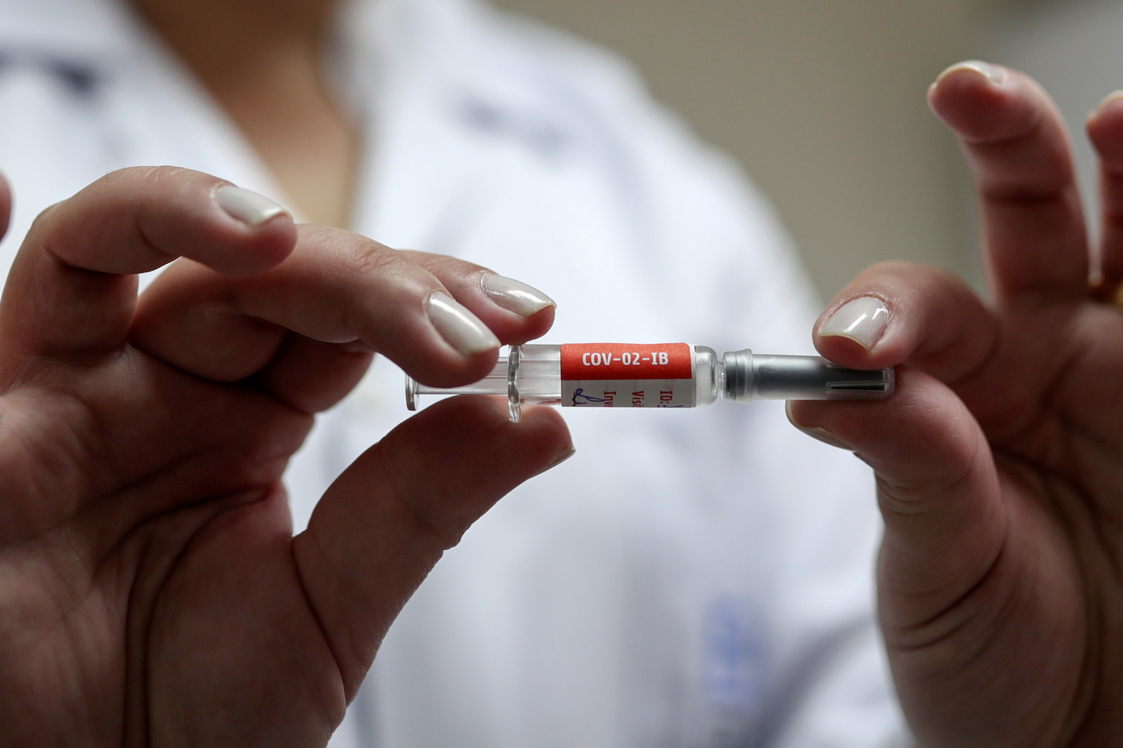 أندونيسيا تعتمد اللقاح الصيني 