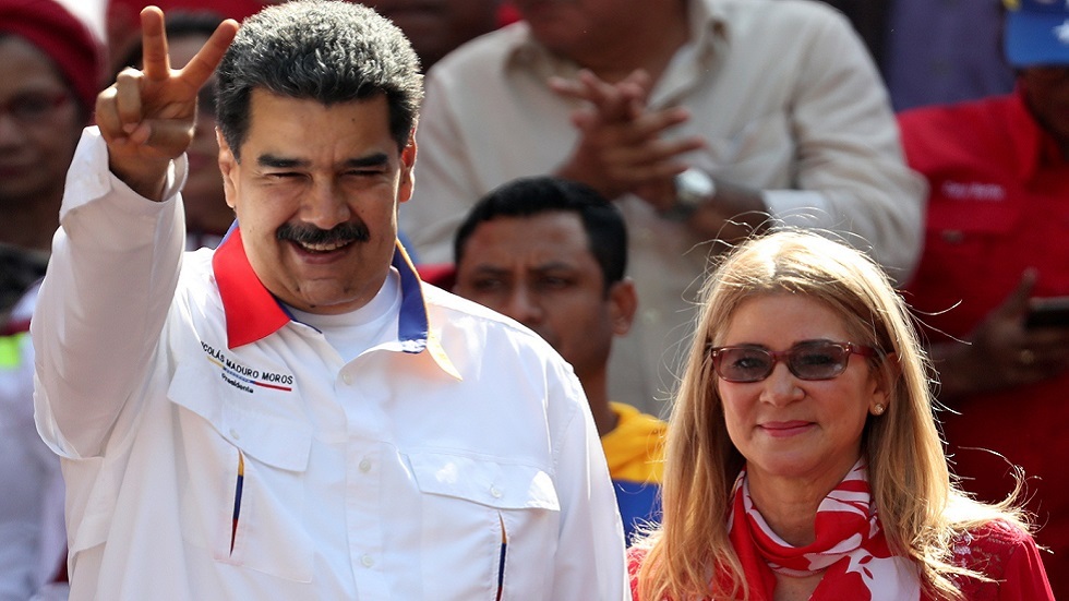 مادورو يكشف كيف شجع المبعوث الأمريكي زوجته على تركه