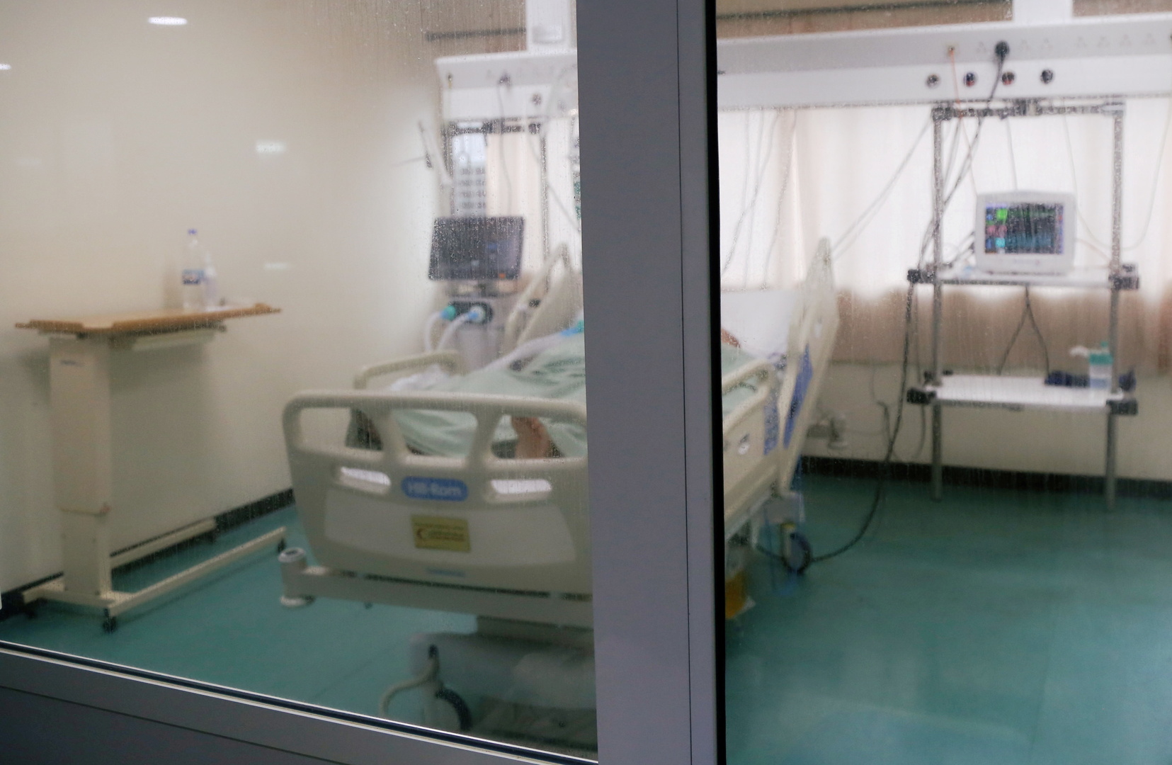 لبنان.. المستشفيات الخاصة تعلن إشغال أسرتها بالكامل