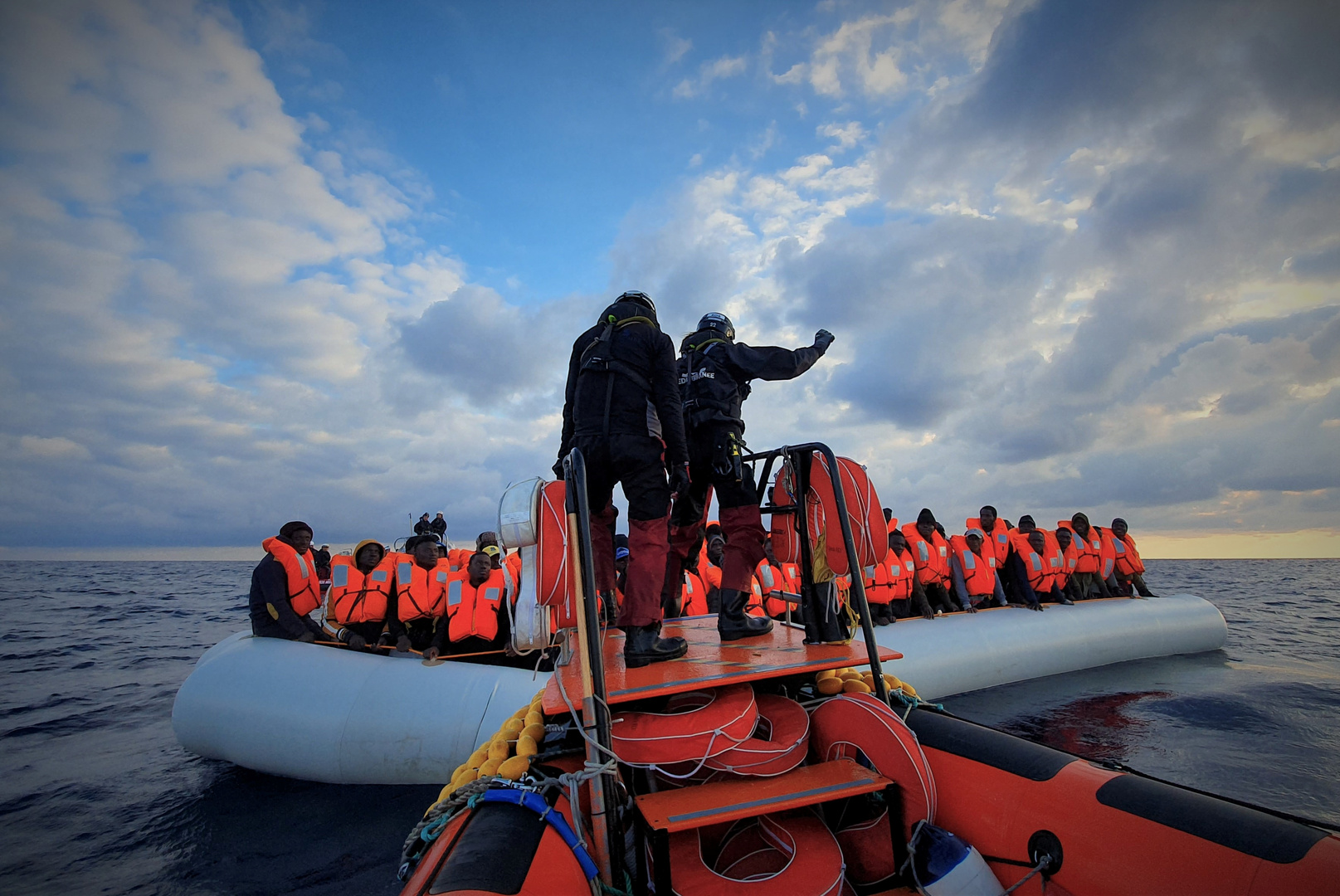 الأمم المتحدة: مصرع 43 مهاجرا بأول حادثة غرق قارب في المتوسط هذا العام