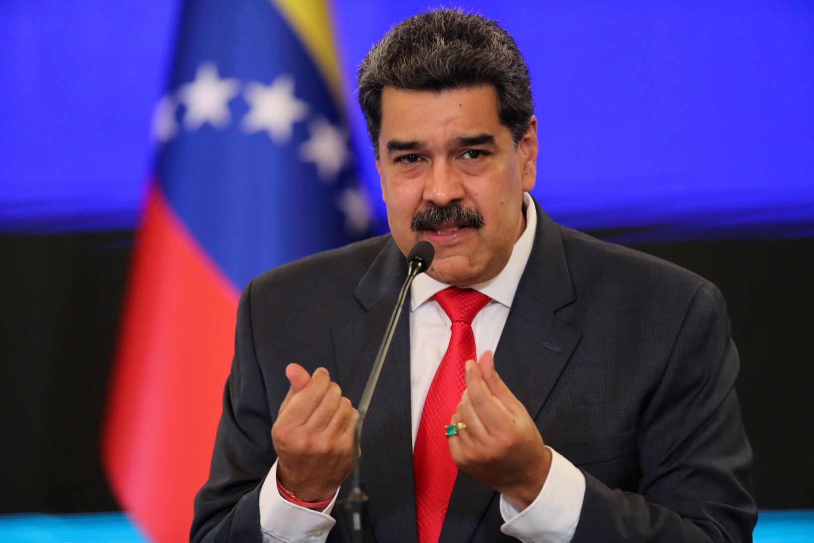 مادورو عن ترامب: لقد هزمناه