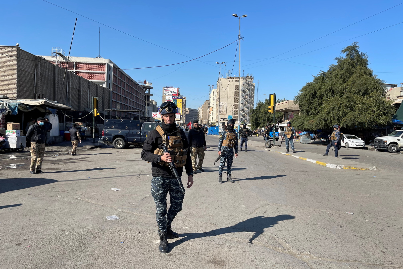 عشرات القتلى والجرحى جراء تفجير انتحاري مزودج وسط بغداد