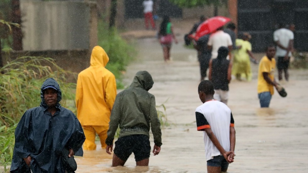 موزمبيق.. تحذيرات من تضرر 30 ألف شخص جراء الفيضانات