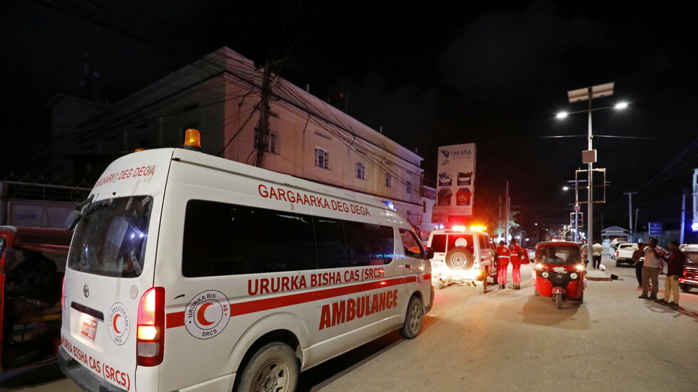 مقتل 9 أشخاص في هجوم على فندق بالصومال