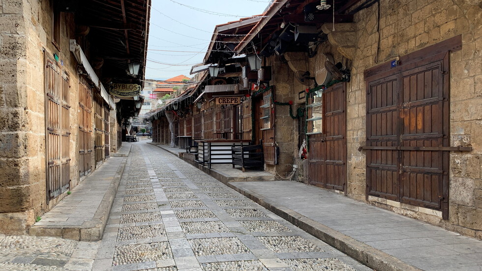 لبنان.. 63 وفاة و2020 إصابة جديدة بكورونا