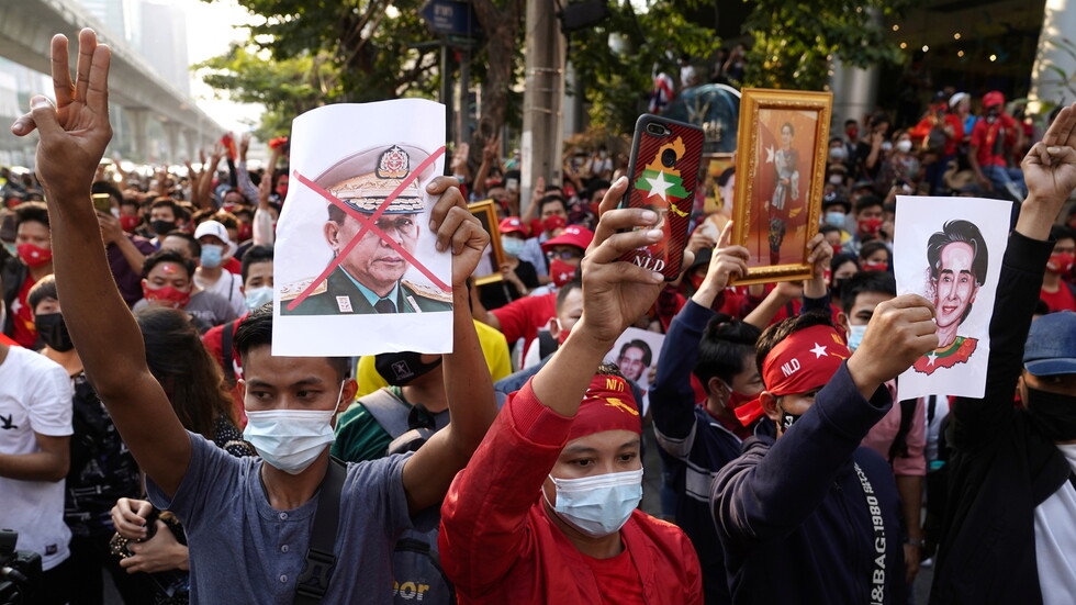 بعد الانقلاب العسكري.. مجموعة ناشطين في ميانمار تطلق حملة عصيان مدني