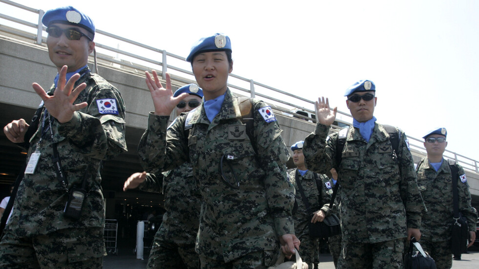 إصابة ضابطين كوريين جنوبيين في لبنان وضابط بحرية في البحرين بكورونا